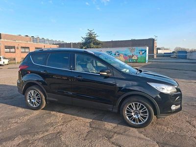 Gebraucht Ford Kuga 179 PS (131 kW) 2016 Schwarz SUV