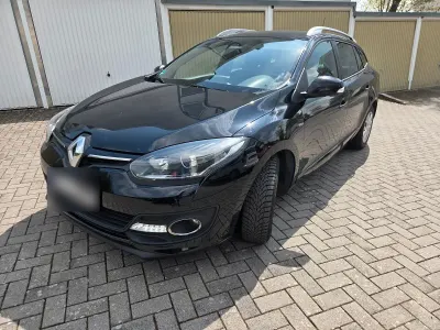 Usata Renault Mégane GrandTour LIMITED 110 CV (80 kW) 2015 Nero Station wagon