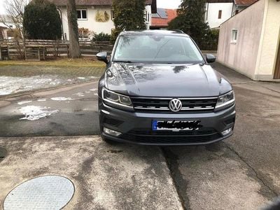 Gebraucht VW Tiguan Highline 179 PS (131 kW) 2016 Grau SUV