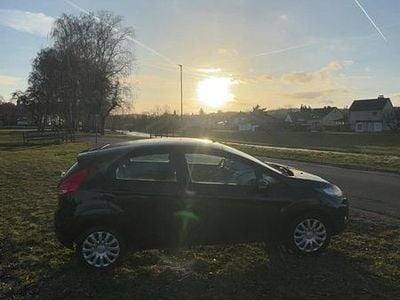 Gebraucht Ford Fiesta Trend 82 PS (60 kW) 2011 Schwarz Kleinwagen