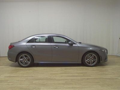 Gebraucht Mercedes A250 AMG line 224 PS (164 kW) 2021 Grau Limousine