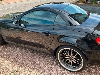 Gebraucht Mercedes SLK280 231 PS (169 kW) 2006 Schwarz Cabrio