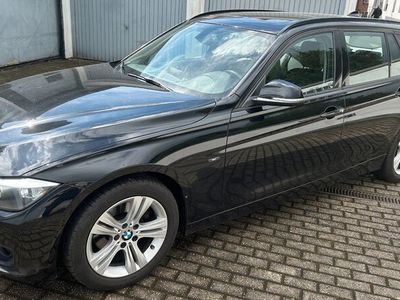 gebraucht BMW 320 d F31 Touring /Autom./ Leder / Panoramadach