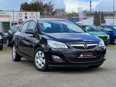 gebraucht Opel Astra Lim. . Edition 1.4 KLIMA PDC TEMPOMAT