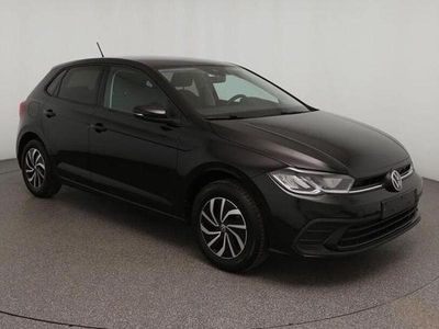 Gebraucht VW Polo Life 95 PS (69 kW) 2025 Deep black perleffekt (metallic) Kleinwagen