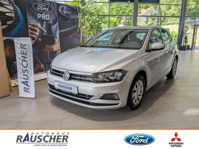 Używany VW Polo Comfortline 95 KM (69 kW) 2017 Srebrny Hatchback