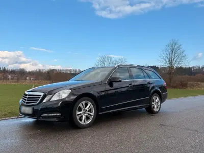 Usata Mercedes E200 Avantgarde 184 CV (135 kW) 2012 Nero Station wagon