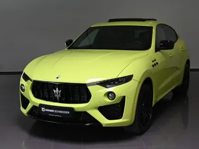Gebraucht Maserati Levante 430 PS (316 kW) 2023 Grün SUV