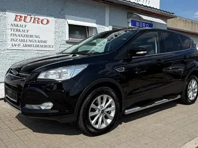 Gebraucht Ford Kuga Titanium 150 PS (110 kW) 2015 Schwarz SUV