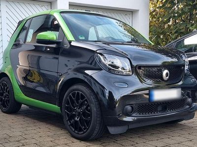 Second-hand Smart ForTwo Cabrio Brabus 60 kW (82 CP) 2017 Negru Cabrio