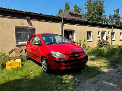 Gebraucht Hyundai Getz 67 PS (49 kW) 2009 Rot Kleinwagen
