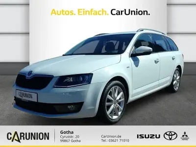 Gebraucht Skoda Octavia Joy 150 PS (110 kW) 2016 Laser white Kleinwagen