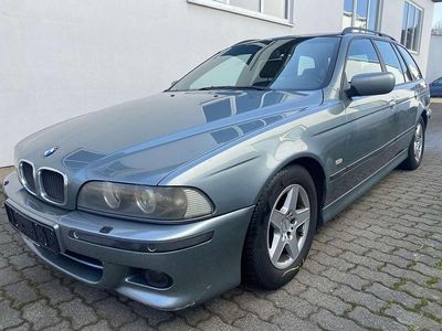 Gebraucht BMW 525 Sport Line 163 PS (119 kW) 2001 Scheffergrün Kombi