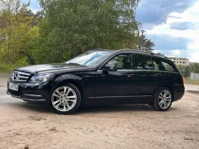 Gebraucht Mercedes C180 159 PS (116 kW) 2012 Kombi