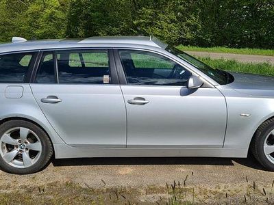 Gebraucht BMW 520 164 PS (120 kW) 2007 Silber Kombi