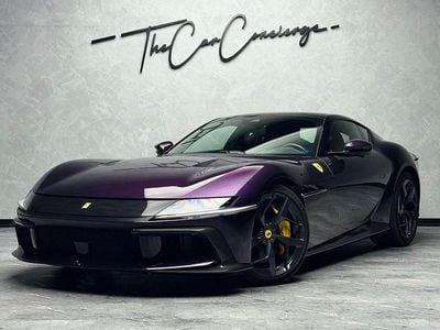 Violett Neu 2025 Ferrari 12 Cilindri Coupé | 544.990 €