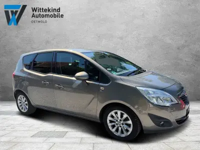 Gebraucht Opel Meriva 120 PS (88 kW) 2013 Braun Van / Kleinbus