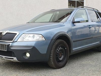 gebraucht Skoda Octavia Scout 2.0 FSI 4x4