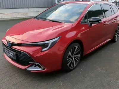 Ny Toyota Corolla 196 HK (144 kW) 2025 Rød Stationcar