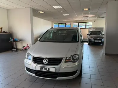 Gebraucht VW Touran Freestyle 140 PS (102 kW) 2009 Gold Van / Kleinbus