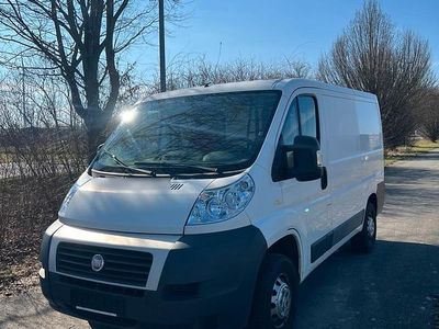 Gebraucht Fiat Ducato 115 PS (84 kW) 2011 Weiß Van