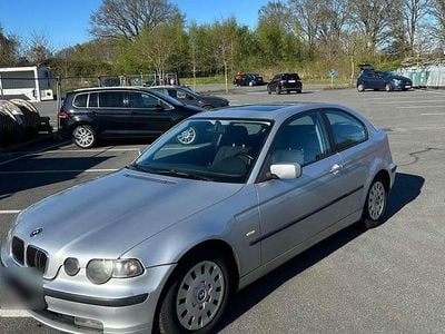 Usata BMW 316 116 CV (85 kW) 2001 Argento Berlina