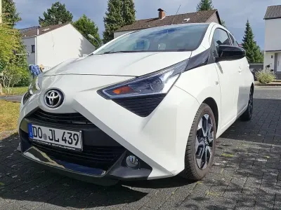Brugt Toyota Aygo Team 72 HK (52 kW) 2021 Hvid Hatchback