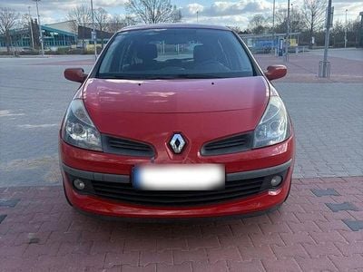 Gebraucht Renault Clio II Dynamique 88 PS (64 kW) 2006 Schwarz Limousine