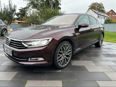 Second-hand VW Passat R-line 150 CP (110 kW) 2016 Mov Berlinǎ