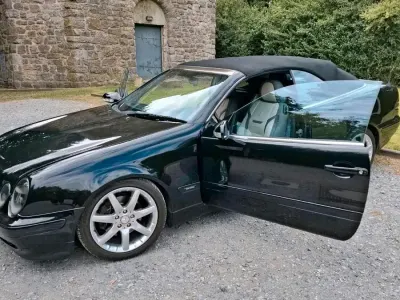 Gebraucht Mercedes CLK230 197 PS (144 kW) 2003 Schwarz Cabrio