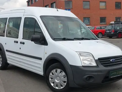 Gebraucht Ford Tourneo Connect 90 PS (66 kW) 2009 Weiß Van / Kleinbus