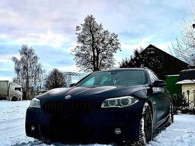 Gebraucht BMW 530 M Sport 258 PS (189 kW) 2015 Schwarz Kombi