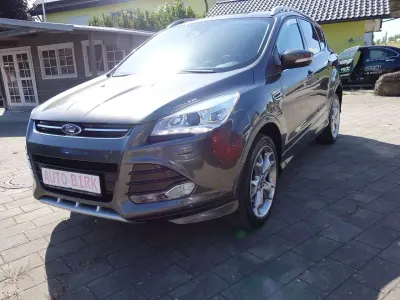 Gebraucht Ford Kuga Individual 182 PS (133 kW) 2015 Magneticgrau (metallic) SUV