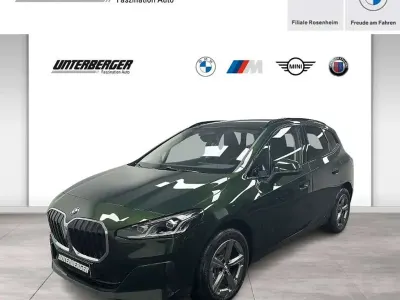 Neu BMW 218 136 PS (100 kW) 2026 Grün Coupé