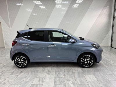 Blau Neu 2026 Hyundai i10 Prime Kleinwagen | 21.990 € (Etwas zu teuer)