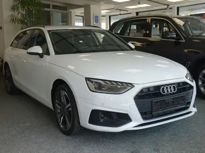 Gebraucht Audi A4 Sport 204 PS (150 kW) 2022 Weiß Kombi
