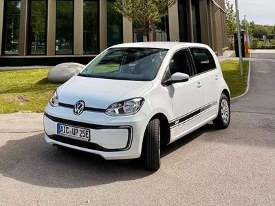 Weiß Gebraucht 2021 VW e-up! Kleinwagen | 13.900 € (Fairer Preis)