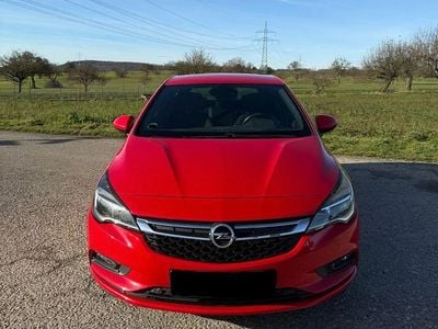 Gebraucht Opel Astra Dynamic 150 PS (110 kW) 2015 Rot Limousine