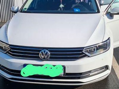 Weiß Gebraucht 2017 VW Passat Trendline Kombi | 13.700 € (Fairer Preis)