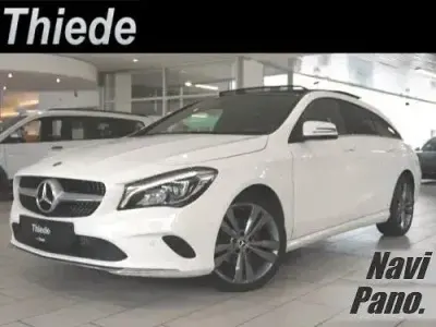 Gebraucht Mercedes CLA200 Shooting Brake Urban 156 PS (114 kW) 2018 Andere Kombi
