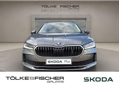 Grau Gebraucht 2025 Skoda Superb Selection Kombi | 39.294 € (Fairer Preis)