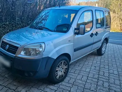 Gebraucht Fiat Doblò 77 PS (56 kW) 2006 Silber Van / Kleinbus