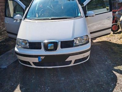 Gebraucht Seat Alhambra Reference 140 PS (102 kW) 2009 Weiß Van / Kleinbus
