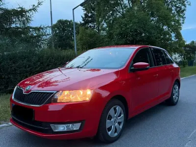 Gebraucht Skoda Rapid 90 PS (66 kW) 2016 Rot Kleinwagen