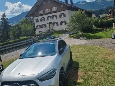 Gebraucht Mercedes GLA220 190 PS (139 kW) 2023 Silber SUV