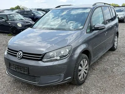 Gebraucht VW Touran Comfortline 105 PS (77 kW) 2010 Grau Van / Kleinbus