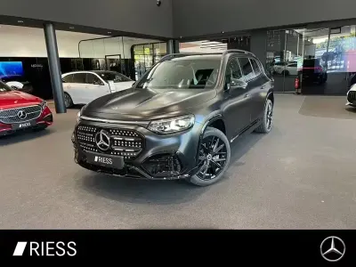 Gebraucht Mercedes 350 AMG 260 kW (354 PS) 2026 Manufaktur kosmosschwarz magno SUV