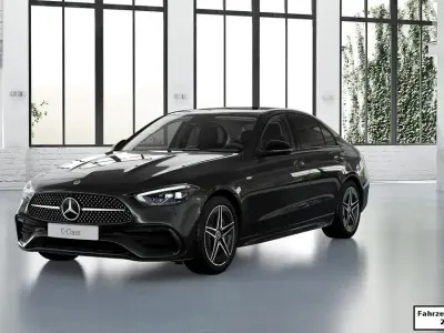 Używany Mercedes C300e AMG 204 KM (150 kW) 2025 Szary Sedan/Limuzyna
