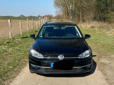 Gebraucht VW Golf VII Trendline 116 PS (85 kW) 2017 Schwarz Kombi