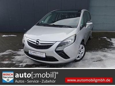 Silber Gebraucht 2016 Opel Zafira Edition Van / Kleinbus | 8.480 € (Superpreis)
